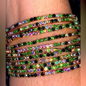 12 PCs set Golden variant green combo ☔️ rhinestone crystal elastic bracelet